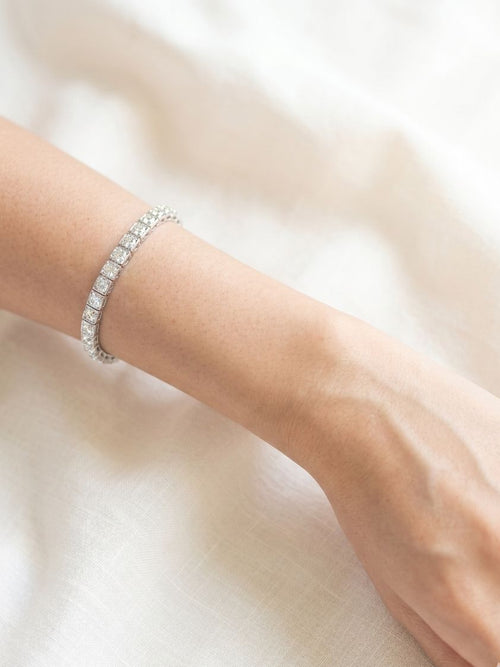 tennis bracelet